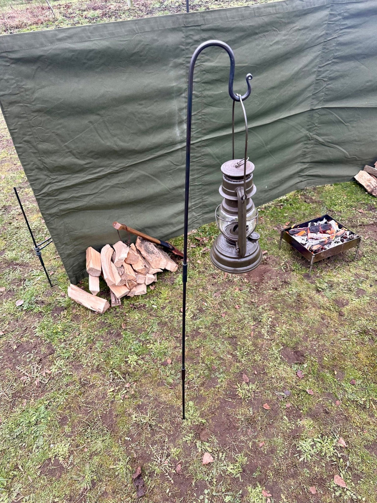 3-Piece Lantern Holder for Feuerhand Hurricane & Colmans Lanterns - TJM Metalworks