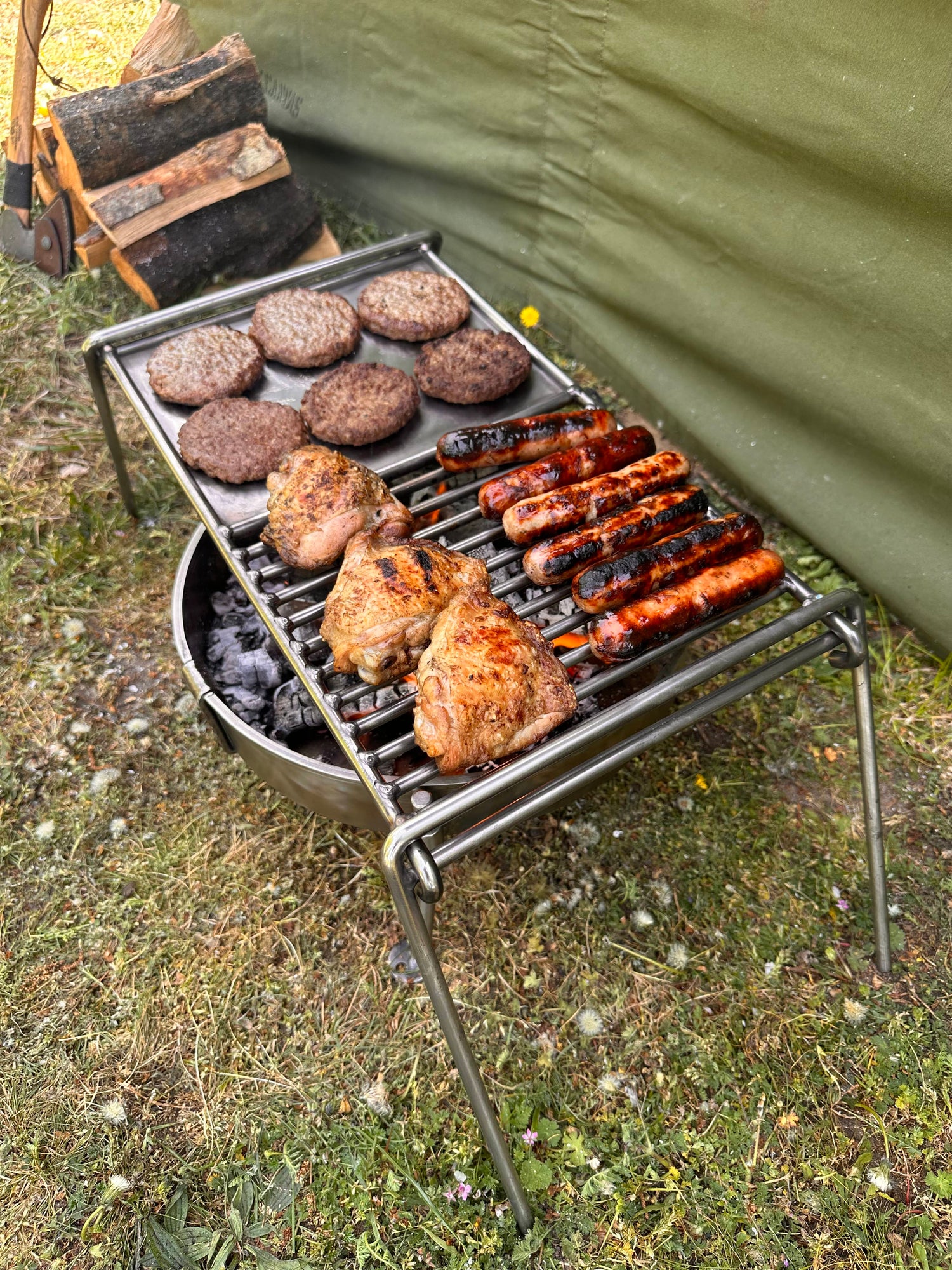Stainless Steel Camp Grill with Skillet Plate