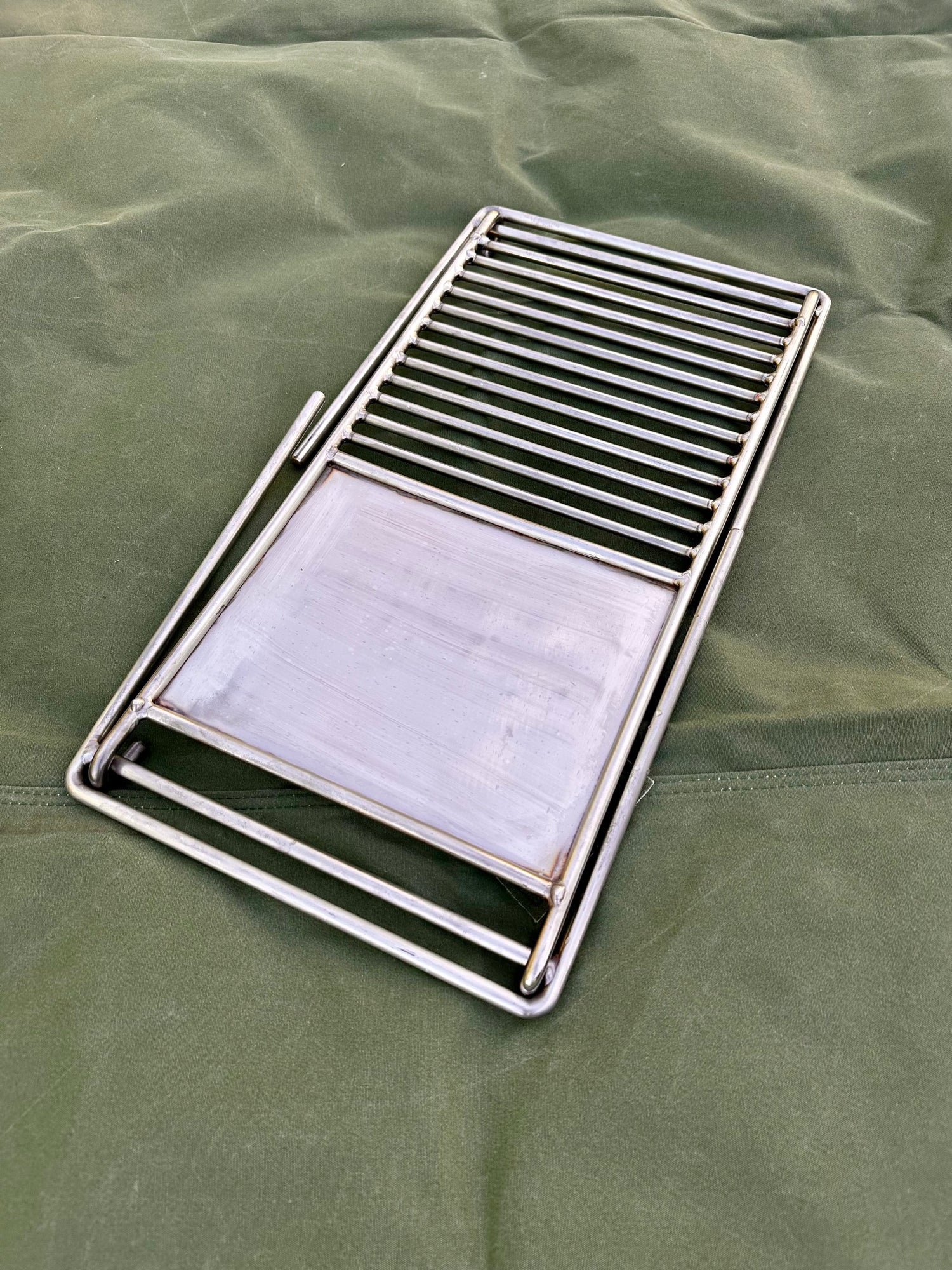 Stainless Steel Camp Grill with Skillet Plate