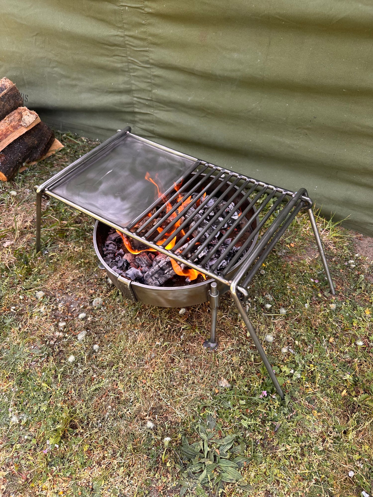 Stainless Steel Camp Grill with Skillet Plate
